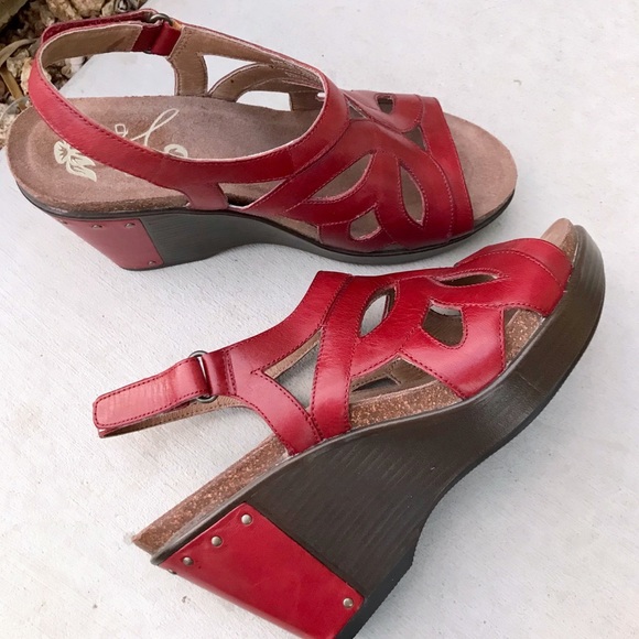 Dansko Shoes - NEW Dansko Wedge Sandals Felicia Platform Red 8 38